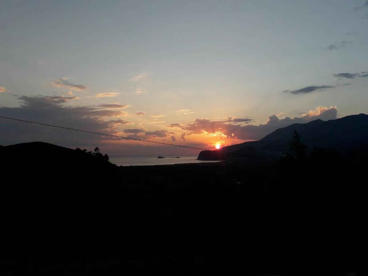 Вілла Adriatic Sunset House Petrovac Екстер'єр фото